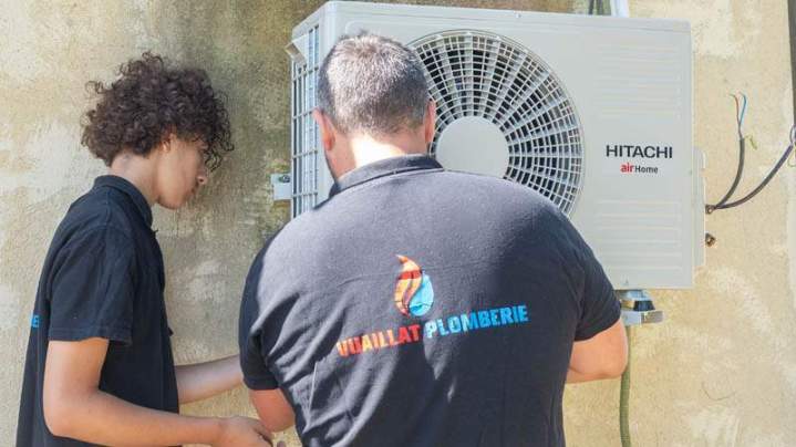 Installation performante de systèmes de pompe à chaleur économiques.